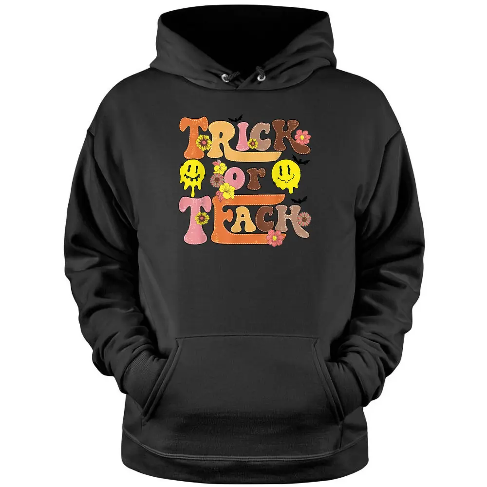 Trick Or Teach Spooky Teacher Halloween Teacher Day Retro Pullover Hoodie