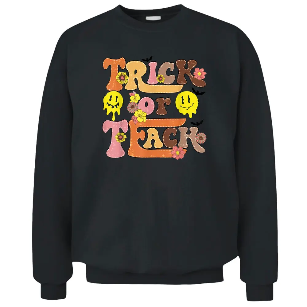 Trick Or Teach Spooky Teacher Halloween Teacher Day Retro Pullover Sweatshirt