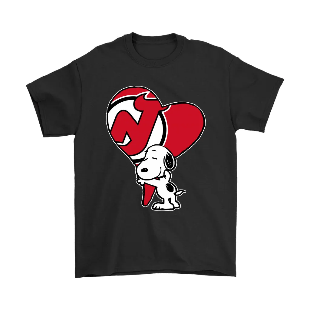 Snoopy Hugs The New Jersey Devils Heart Nhl Unisex T-Shirt, Hoodie, Sweatshirt