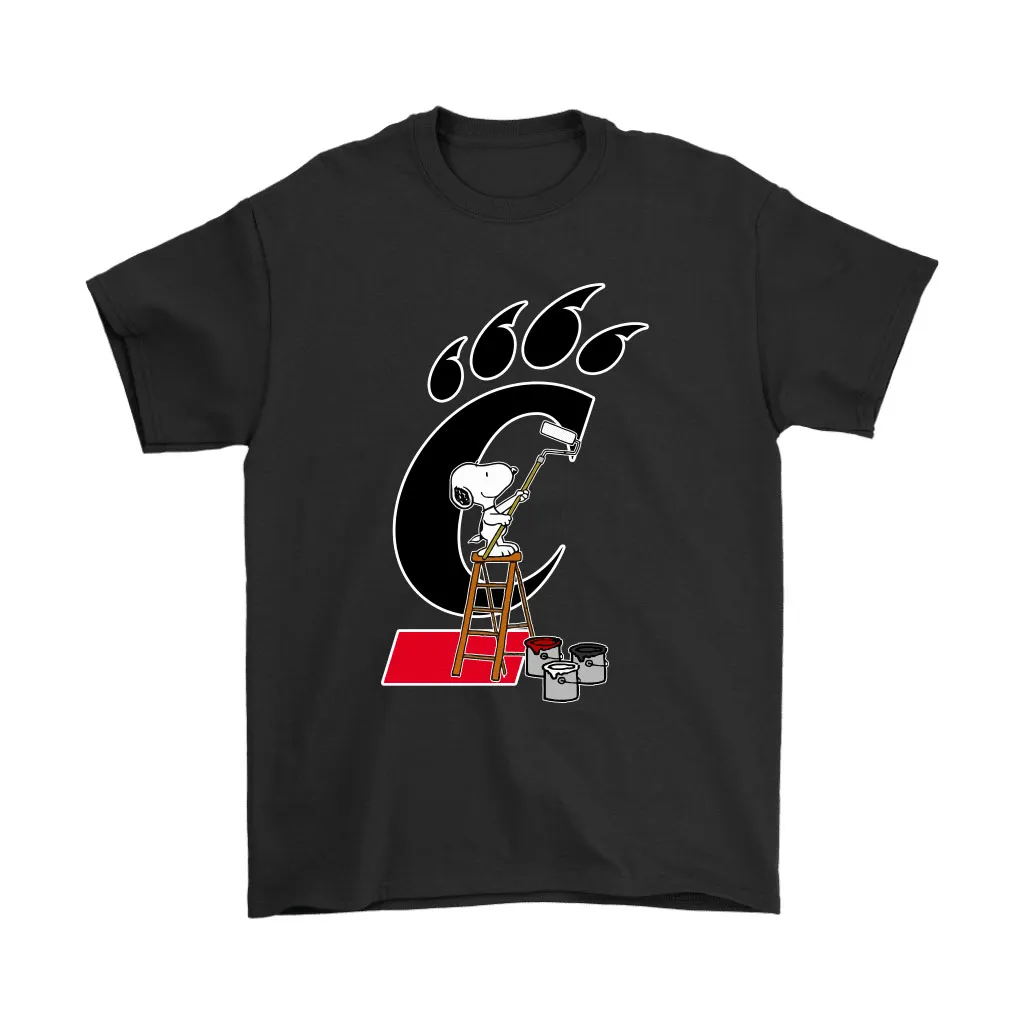 Snoopy Paints The Cincinnati Bearcats Logo Ncaa Football Unisex T-Shirt, Hoodie, Sweatshirt