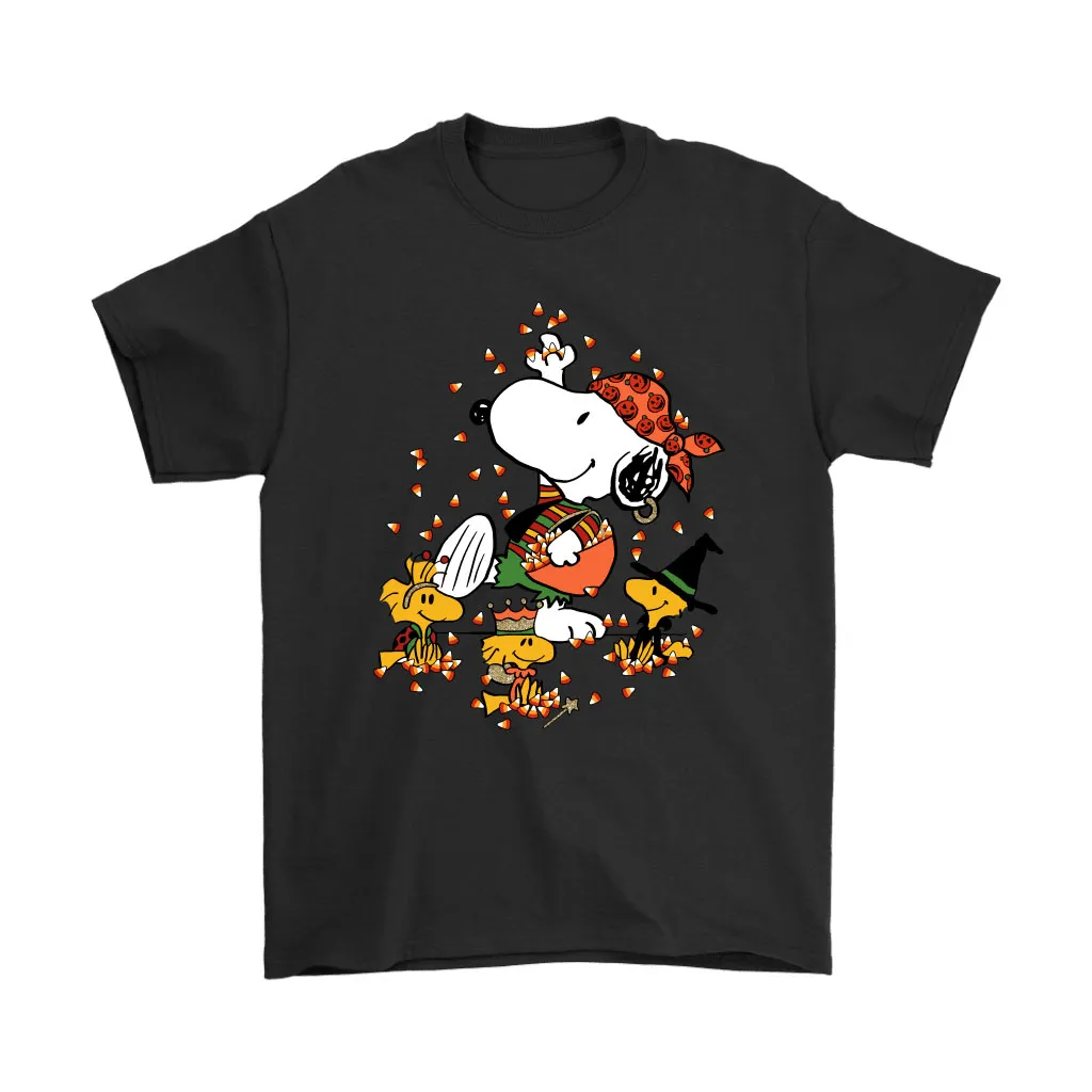 Snoopys Treat Halloween With Snoopy And Woodstocks Unisex T-Shirt, Hoodie, Sweatshirt