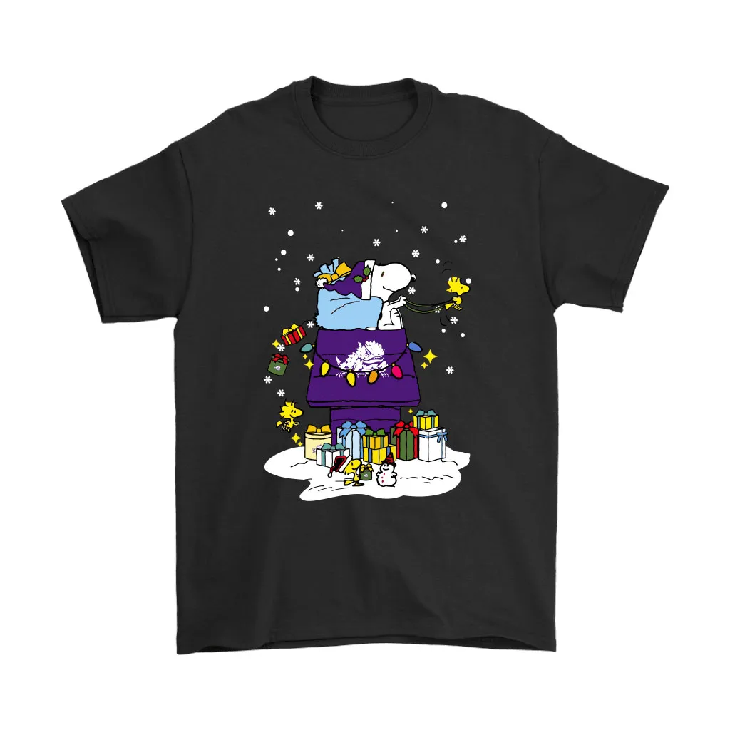 Tcu Horned Frogs Santa Snoopy Brings Christmas To Town Unisex T-Shirt, Hoodie, Sweatshirt