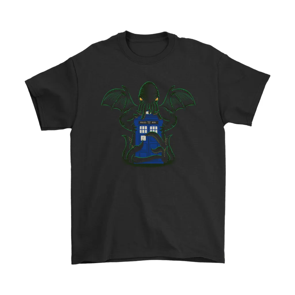 The Great Old One Cthulhu On The Tardis Doctor Who Unisex T-Shirt, Hoodie, Sweatshirt