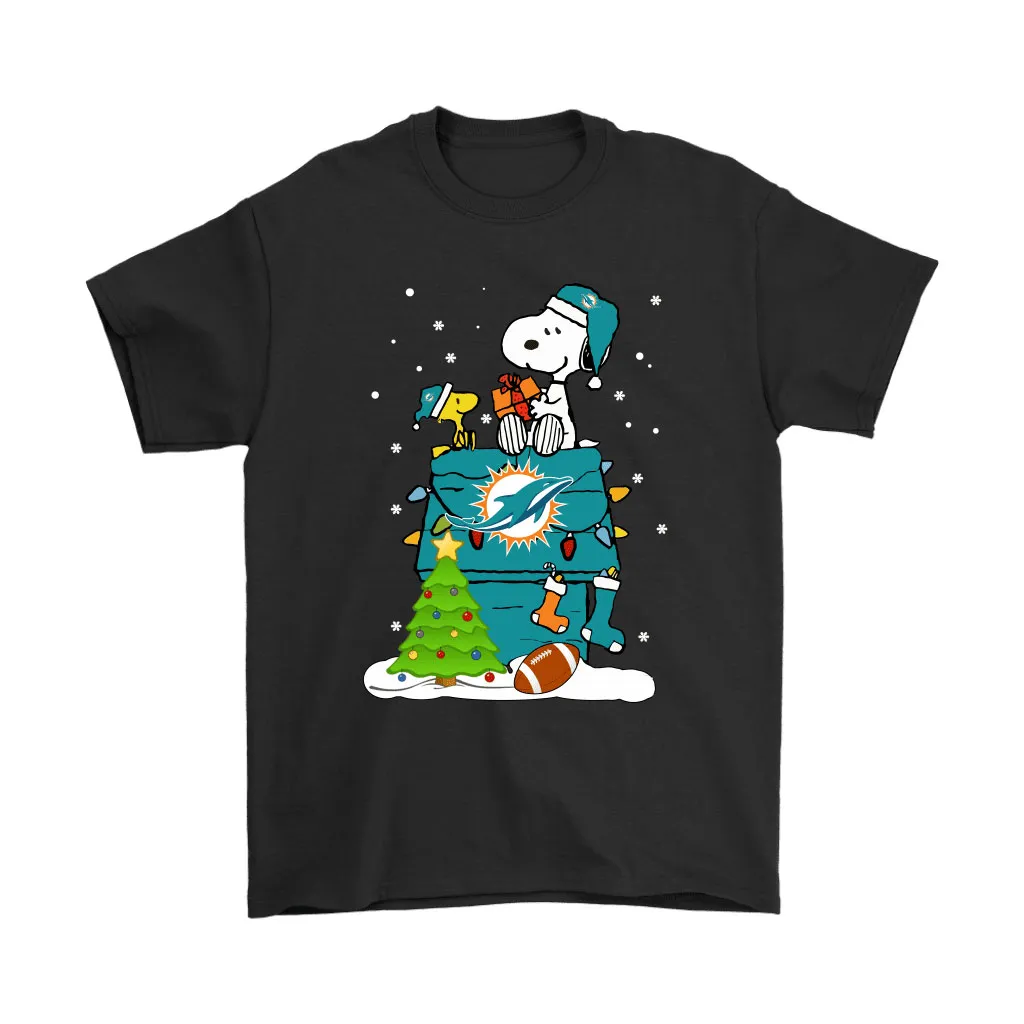 A Happy Christmas With Miami Dolphins Snoopy Men Women T-shirt, Hoodie, Sweatshirt