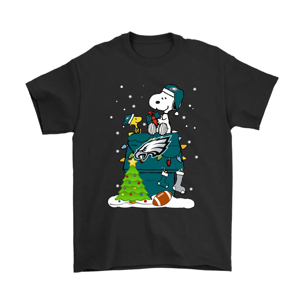 A Happy Christmas With Philadelphia Eagles Snoopy Men Women T-shirt, Hoodie, Sweatshirt