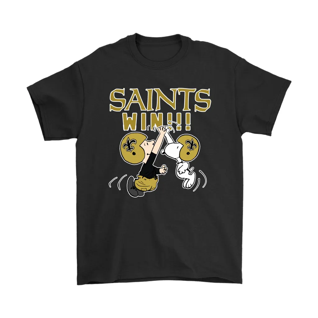 Charlie Snoopy High Five New Orleans Saints Win Nfl Men Women T-shirt, Hoodie, Sweatshirt