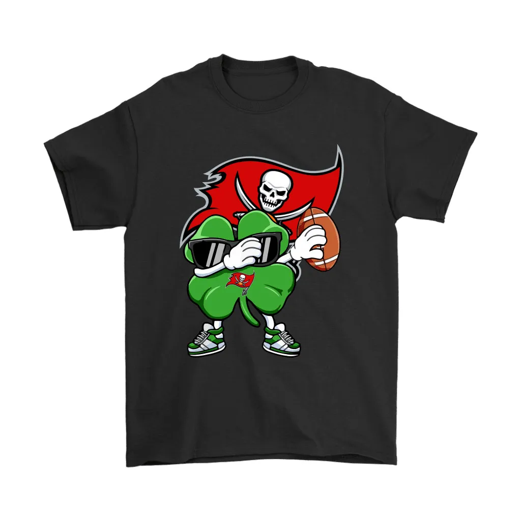 Dabbing Shamrock Football St Patricks Day Tampa Bay Buccaneers Men Women T-shirt, Hoodie, Sweatshirt