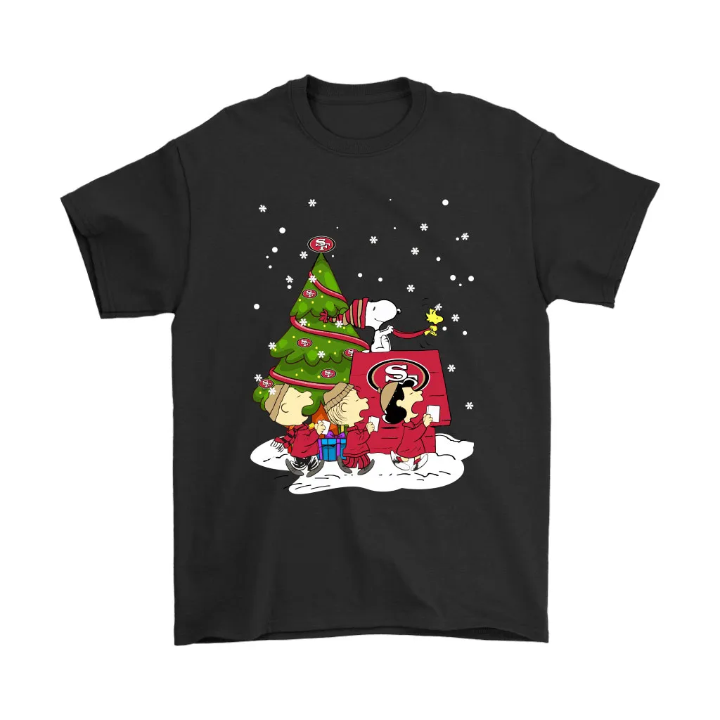 San Francisco 49ers Are Coming To Town Snoopy Christmas Men Women T-shirt, Hoodie, Sweatshirt