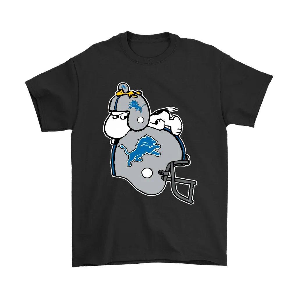 Snoopy And Woodstock Resting On Detroit Lions Helmet Men Women T-shirt, Hoodie, Sweatshirt