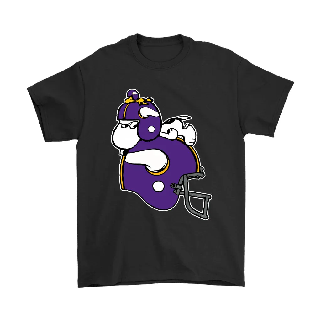 Snoopy And Woodstock Resting On Minnesota Vikings Helmet Men Women T-shirt, Hoodie, Sweatshirt