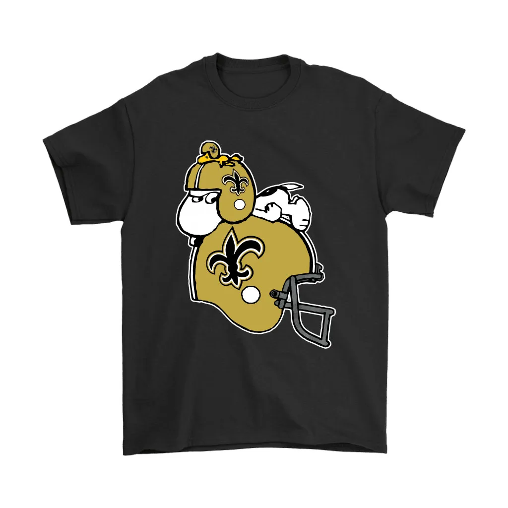 Snoopy And Woodstock Resting On New Orleans Saints Helmet Men Women T-shirt, Hoodie, Sweatshirt