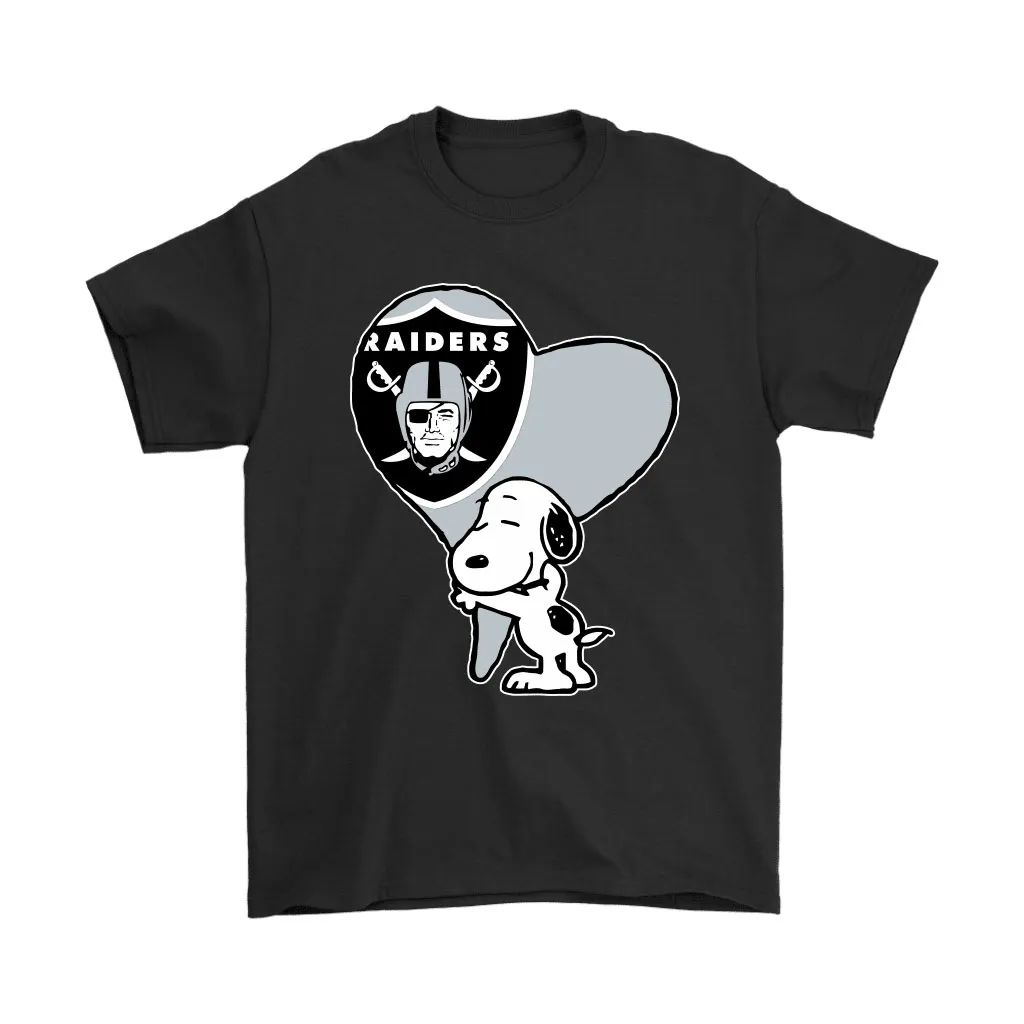 Snoopy Hugs The Oakland Raiders Heart Nfl Men Women T-shirt, Hoodie, Sweatshirt