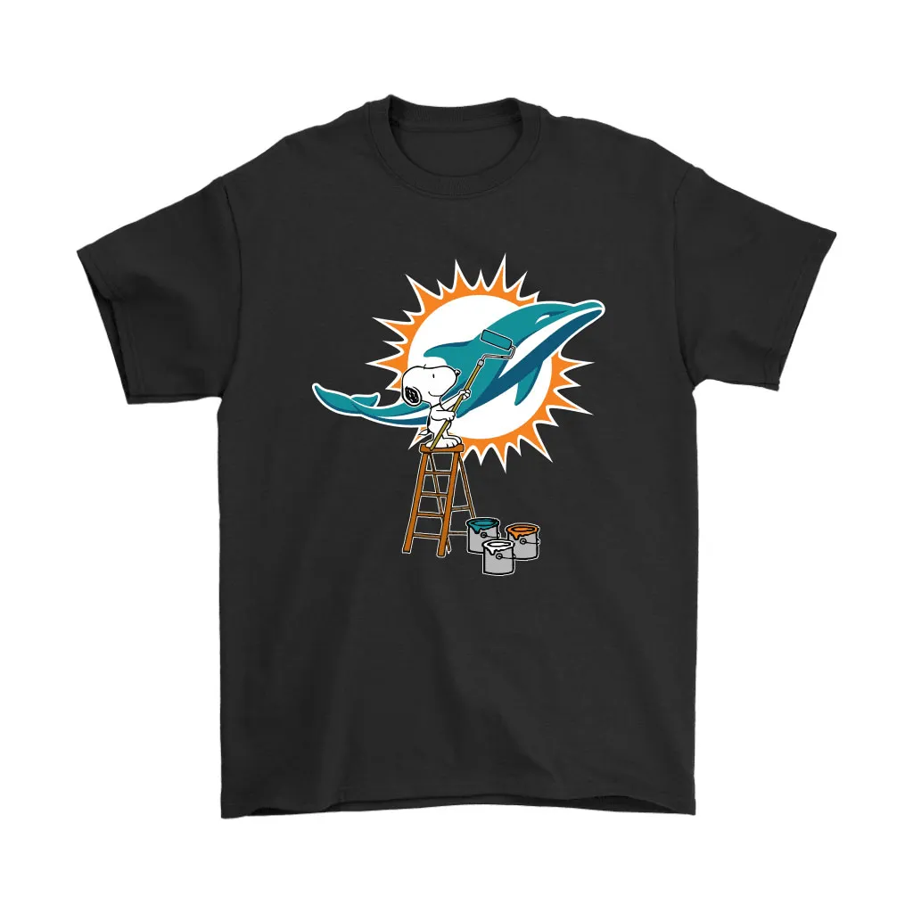 Snoopy Paints The Miami Dolphins Logo Nfl Football Men Women T-shirt, Hoodie, Sweatshirt