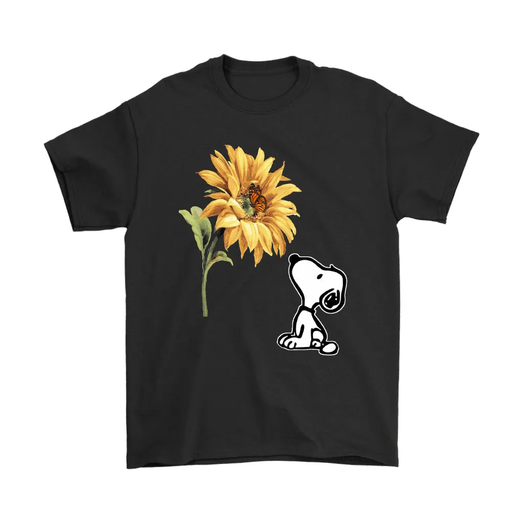 Snoopy Watchs A Butterfly And Sunflower Men Women T-shirt, Hoodie, Sweatshirt